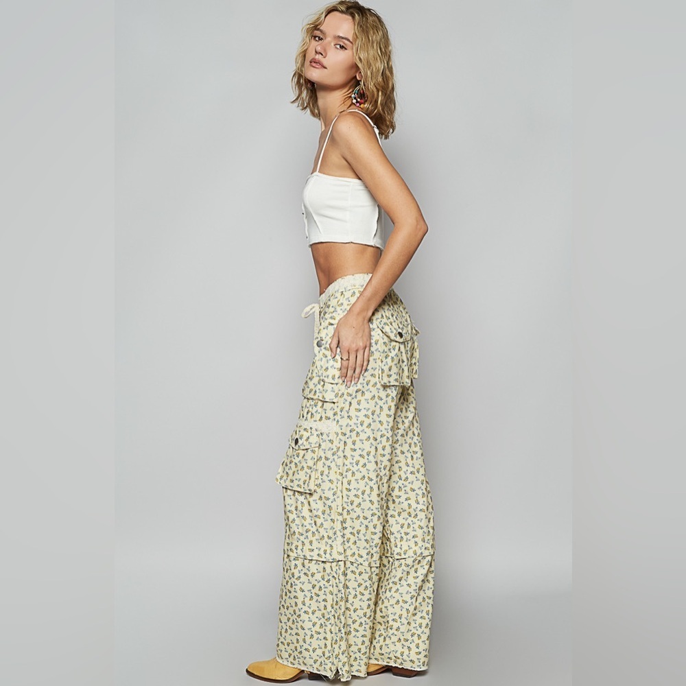 POL “ Threadway Twill “ Denim Cargo Pants | Vanilla Floral - Picture 3 of 5
